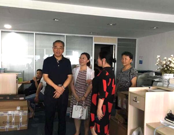 暑期探望_看圖王