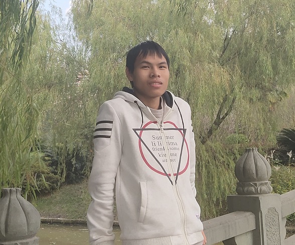 自動(dòng)化202-韋彪